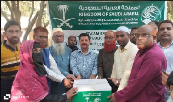 মেলান্দহে হতদরিদ্রদের মাঝে ফুড প্যাকেট বিতরণ