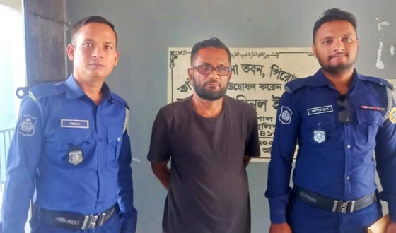 কাউখালীতে উপজেলা আওয়ামী লীগের সহ-সভাপতি গ্রেফতার