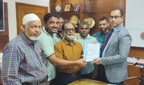 কয়রায় আধুনিক ও নারী বান্ধব আশ্রয় কেন্দ্র স্থাপনে স্মারকলিপি প্রদান