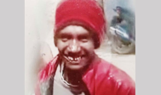 দুর্গাপুরে বুদ্ধি প্রতিবন্ধী ছেলেকে খুজে পেতে এক মায়ের আকুতি