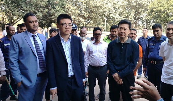 চীনা প্রতিনিধি দলের কুসুম্বা মসজিদ পরিদর্শন