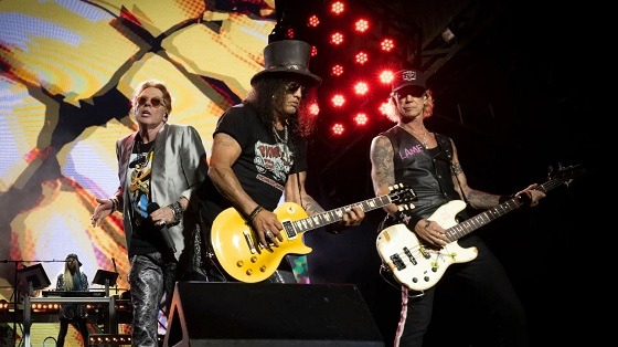 ভারতে আসছে গানস অ্যান্ড রোজেস