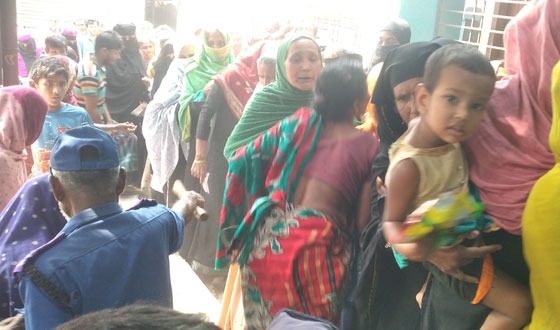 কিশোরগঞ্জে ১৪ শ ইউনিয়নে বিশেষ ভিজিএফ চাউল বিতরণ