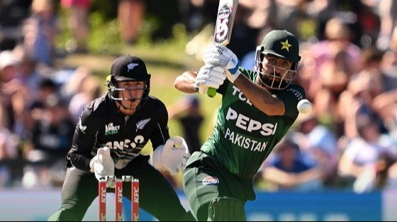 জরিমানা গুনলেন খুশদিল শাহ