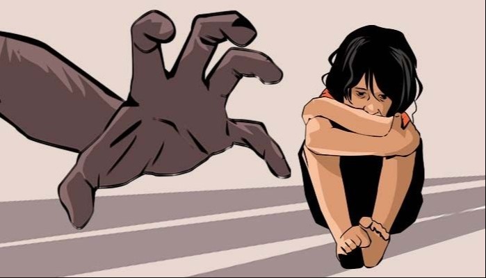 মতলবে  ১০ বছরের শিশুকে ধর্ষণের চেষ্টা