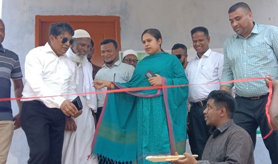 কয়রায় জলবায়ু সহিষ্ণু বসতঘর পেয়ে বেজায় খুশি হত দরিদ্র ইউসুফ আলী বিশ্বাস