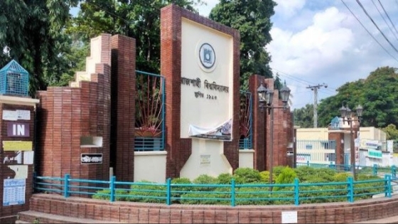 বোরখা পরা নারী শিক্ষার্থীদের কাকের সাথে তুলনার অভিযোগ!