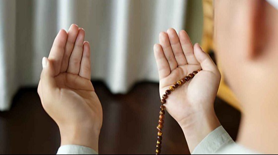 অভাব দূর করার জন্য আল্লাহর কাছে যে দোয়া করবেন