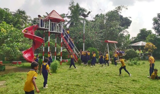 জাতীয় পর্যায়ে শ্রেষ্ঠ সুব্রত খাজাঞ্চী সরকারি প্রাথমিক বিদ্যালয়