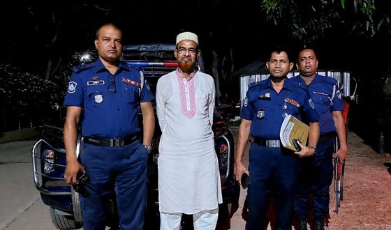 কালীগঞ্জ শ্রমিক নেতা হত্যা মামলার আসামি আটক