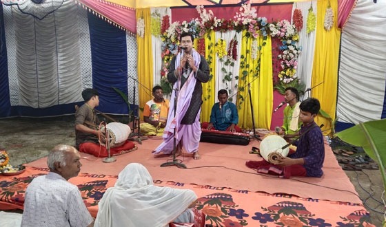 মুক্তিযুদ্ধকালে ৩৫ জন নিহতদের স্মরণে গোমস্তাপুরে হরিনাম যজ্ঞানুষ্ঠান