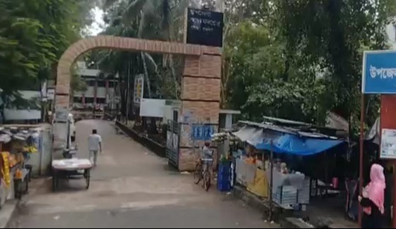 পুঠিয়ায় স্বাস্থ্য কমপ্লেক্সের চিকিৎসা সেবা ভেঙে পড়েছে