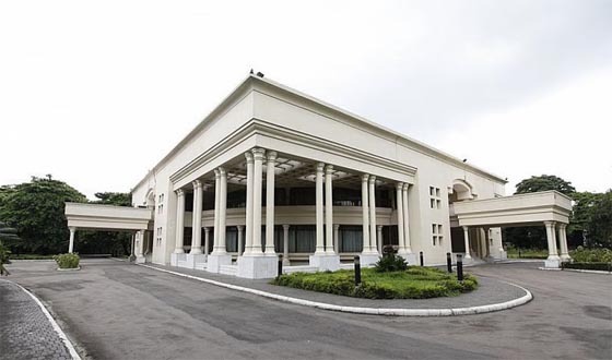 দেশজুড়ে নিরাপত্তা পরিস্থিতি পর্যালোচনায় প্রধান উপদেষ্টার নেতৃত্বে বৈঠক