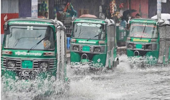 চট্টগ্রামে আবারো জলাবদ্ধতা: বিদ্যুৎস্পৃষ্টে নারীর মৃত্যু