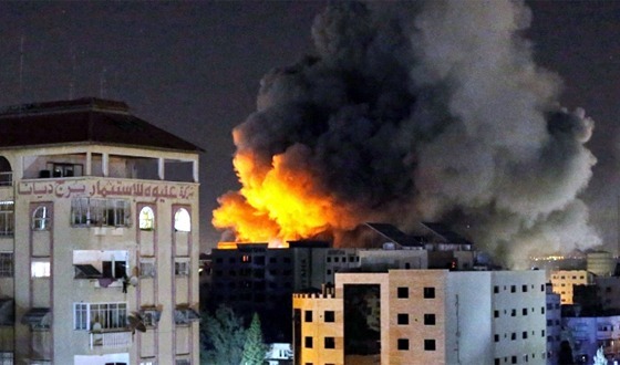 গাজায় ইসরায়েলি হামলায় ঝরলো আরও ৮৫ প্রাণ