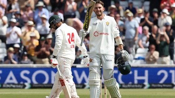 বেনেটের সেঞ্চুরির পরও ফলোঅনে লজ্জায় জিম্বাবুয়ে