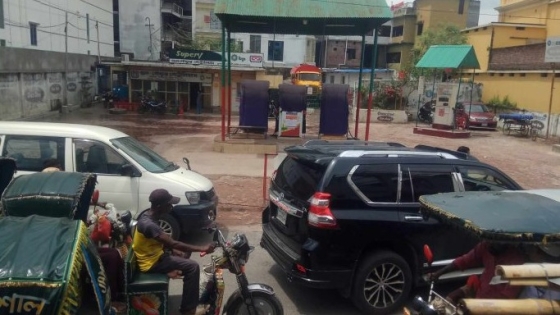 ১০ দফা দাবিতে রাজশাহীর পেট্রোলপাম্পে ধর্মঘট