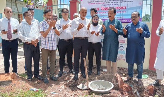 পিরোজপুর শহরের সৌন্দর্য বর্ধনের কাজ উদ্বোধন