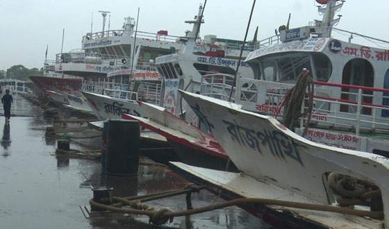 লঘুচাপের প্রভাবে বরিশালে টানা বৃষ্টি : জনজীবন বিপর্যস্ত