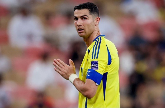 রোনালদোর সঙ্গে চুক্তি নবায়ন করতে চায় আল নাসর