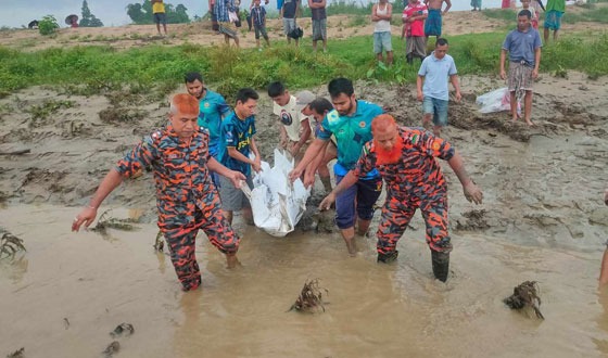 খাগড়াছড়িতে পানিতে ভেসে যাওয়া মরদেহ উদ্ধার