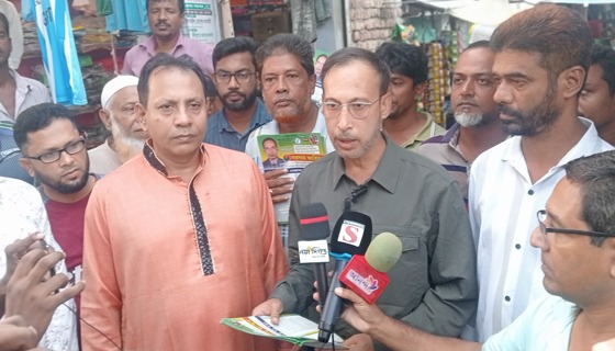 কচুয়ায় বিএনপির ৩১ দফা সম্বলিত লিফলেট বিতরণ