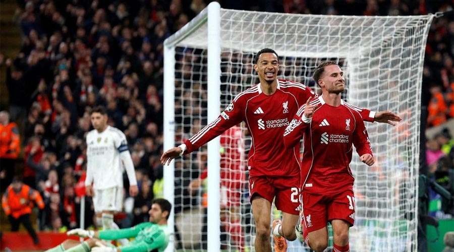 কোর্তোয়ার দেয়াল ভেঙে লিভারপুলের জয়োল্লাস