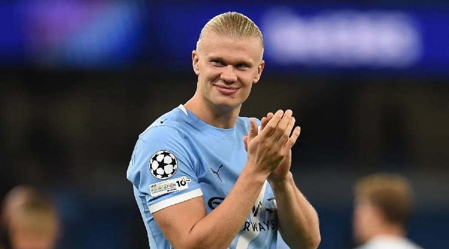 মেসি-রোনালদোর পর্যায় থেকে ‘অনেক দূরে’ নিজেকে দেখছেন হলান্ড