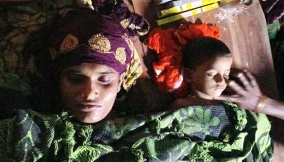 দৌলতপুরে আড়াই বছরের কন্যা সন্তানকে হত্যা করে মায়ের আত্মহত্যা