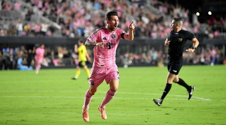 মেসির জোড়া গোলে সেমিফাইনালে ইন্টার মিয়ামি