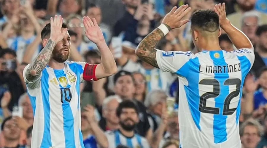 মেসি–মার্তিনেজের জোড় গোলে অ্যাঙ্গোলার মাঠে বছরের শেষ জয় পেল আর্জেন্টিনা