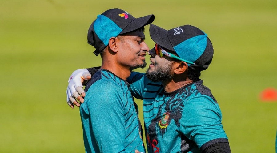 ম্যাচসেরা মুশফিক, সিরিজসেরা হলেন তাইজুল