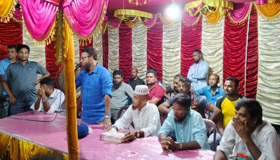 বুধহাটায় পূজা মন্ডপ পরিদর্শনে চেয়ারম্যান প্রার্থী এড. শহিদুল ইসলাম