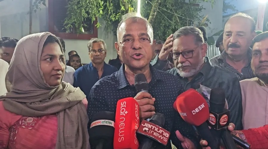 ভারতের ইন্ধনে দুর্গাপূজা অস্থিতিশীল করার চেষ্টা করা হয়েছিল: স্বরাষ্ট্র উপদেষ্টা