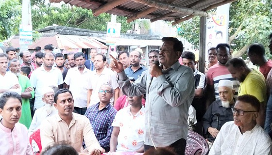 কয়রায় বিএনপির পথসভা