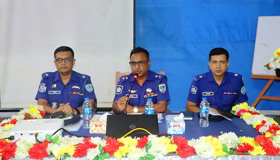 নড়াইলে পুলিশ সদস্যদের নির্বাচনী প্রশিক্ষণ কোর্সের উদ্বোধন