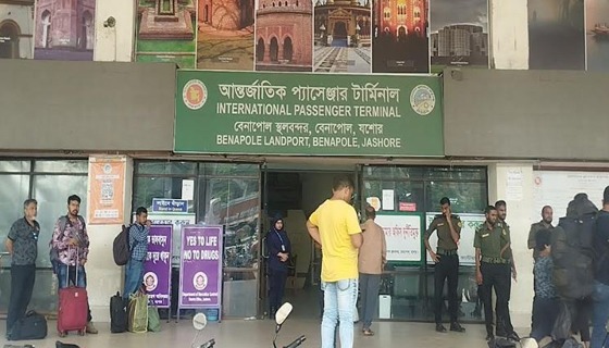 ভারত ভ্রমণে নতুন নিয়ম, ২০ শতাংশে নেমেছে যাত্রী যাতায়াত