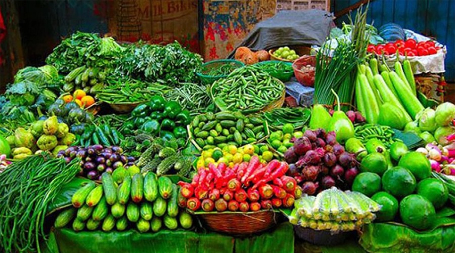 সবজির বাজারে এখনও অস্বস্তি