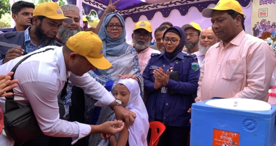 রাজশাহীতে মাসব্যাপী টাইফয়েড টিকাদান ক্যাম্পেইনের উদ্বোধন