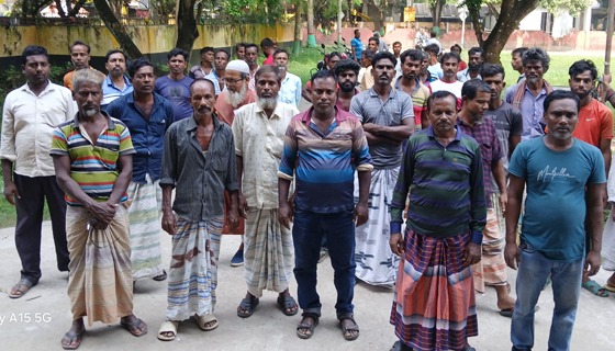 ইজারাকৃত সরকারি জলকর থেকে অবৈধভাবে মাছ ধরার অভিযোগ