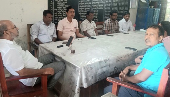 টাঙ্গাইলে সুন্না আব্বাছিয়া উচ্চ বিদ্যালয়ের শিক্ষকদের কর্মবিরতির পালন