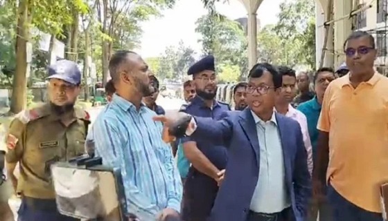 রেল যাত্রীদের ভোগান্তি নিরসনে সিলেট রেলষ্টেশনে অভিযান