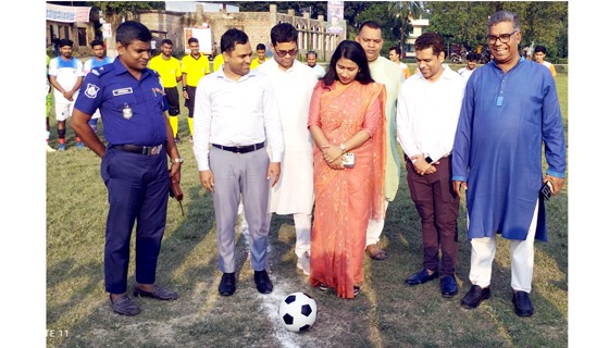 উপজেলা প্রশাসন গোল্ডকাপ ফুটবল টুর্ণামেন্টের ফাইনাল খেলা