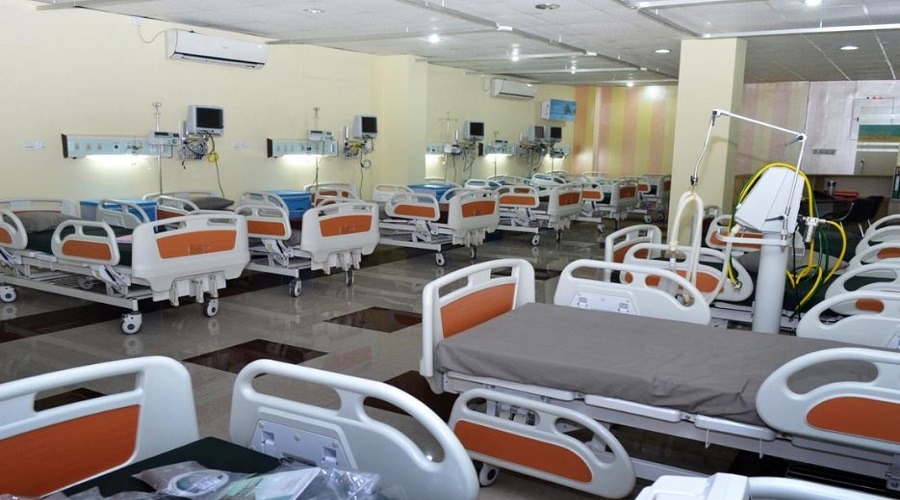 হাসপাতালে স্থাপিত অক্সিজেন জেনারেটর প্লান্টগুলো দেখার কোনো জনবল নেই