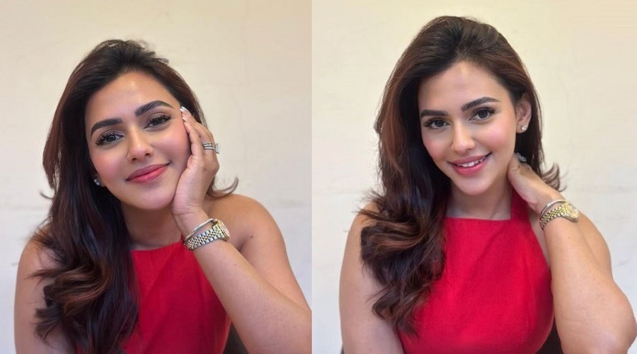 ফেসবুকে নুসরাত ফারিয়ার আবেগঘন পোস্ট