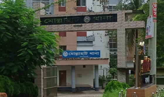 মোল্লাহাটে মাদক ব্যবসায়ী ছেলে-বৌয়ের বিরুদ্ধে মাকে হত্যা চেষ্টা ও লুটপাটের অভিযোগ