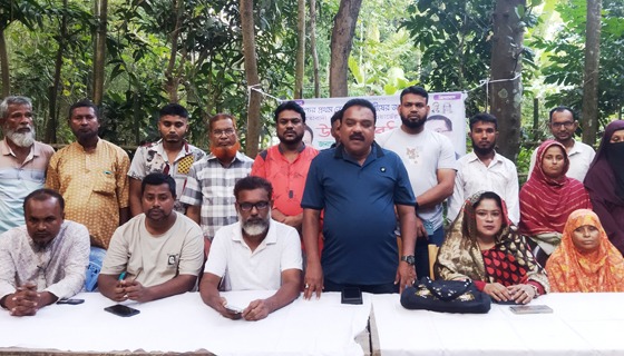 রূপসার নেহালপুরে মহিলা দলের নির্বাচনী উঠান বৈঠক