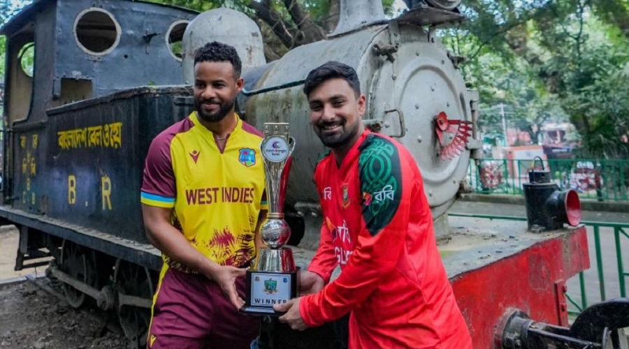 উন্মোচিত হলো টি-টোয়েন্টি সিরিজের ট্রফি