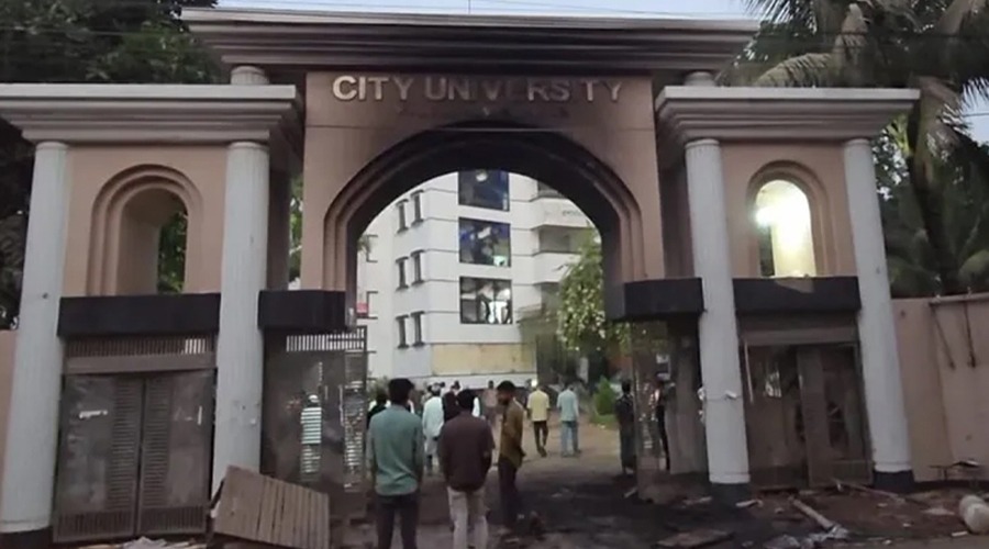 বন্ধ ঘোষণা সিটি ইউনিভার্সিটি—হল ত্যাগের নির্দেশ