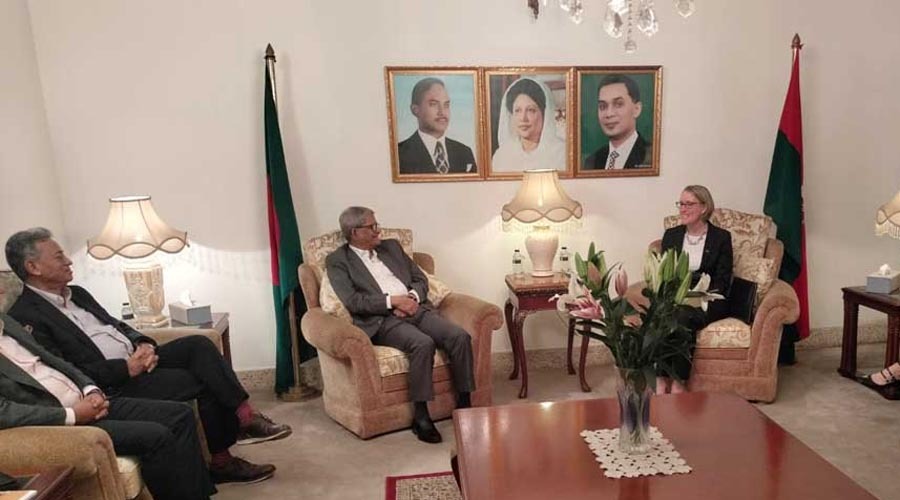 বিএনপি মহাসচিবের সঙ্গে ব্রিটিশ হাই কমিশনার সারাহ কুকের সৌজন্য সাক্ষাৎ